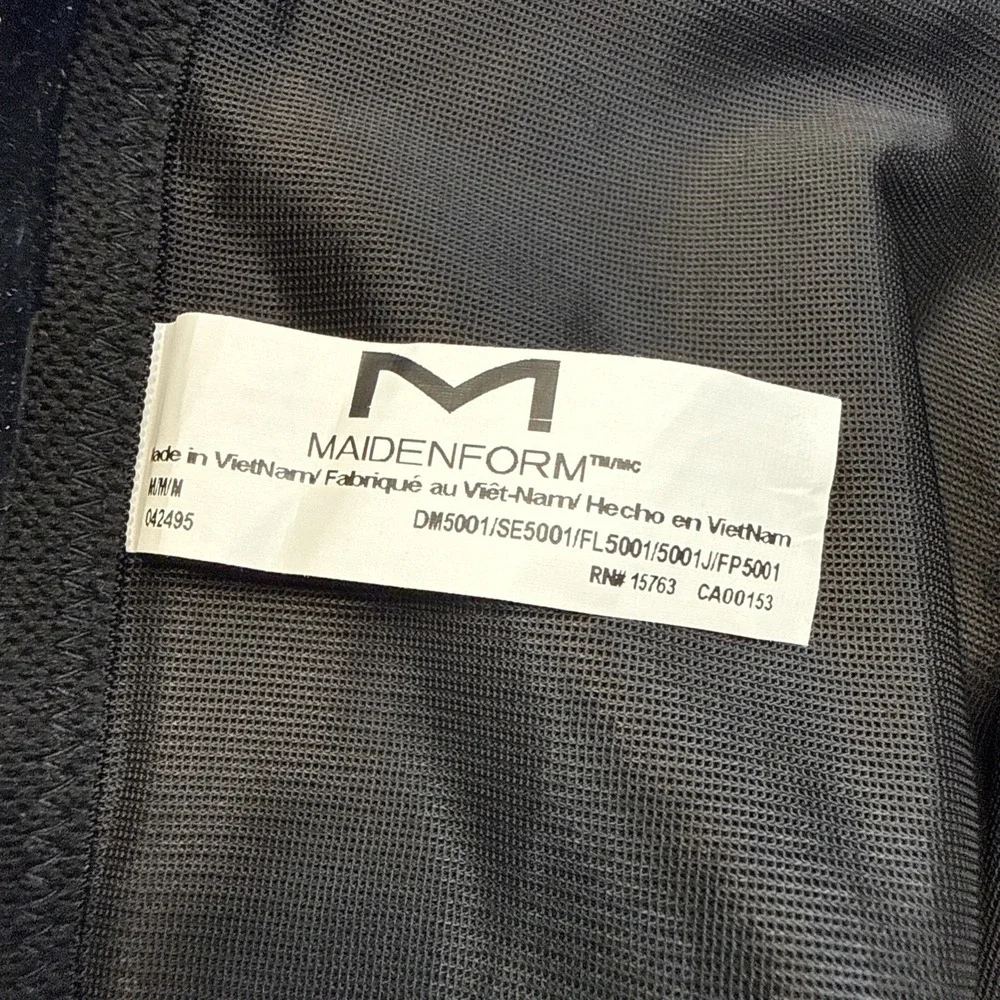 NWT Maidenform Firm Foundations High Waist Thigh‎ Slimmer shapewear black medium